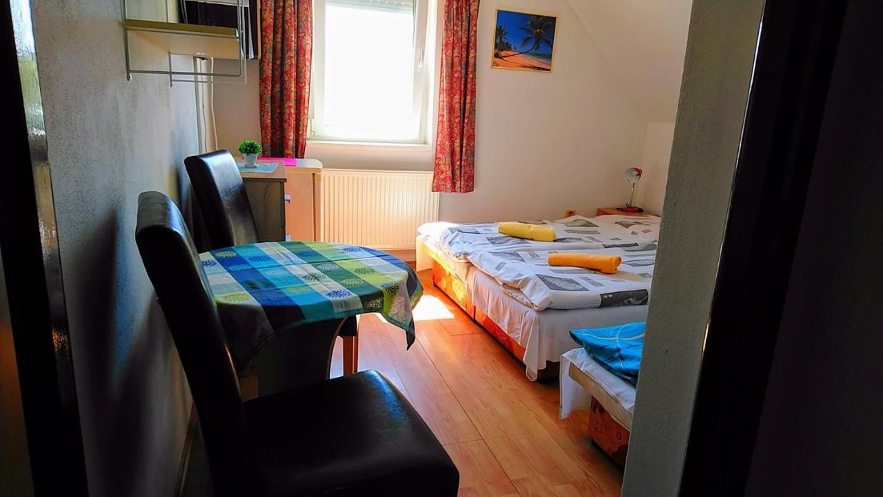 Vila Nela Podhájska Extérieur photo